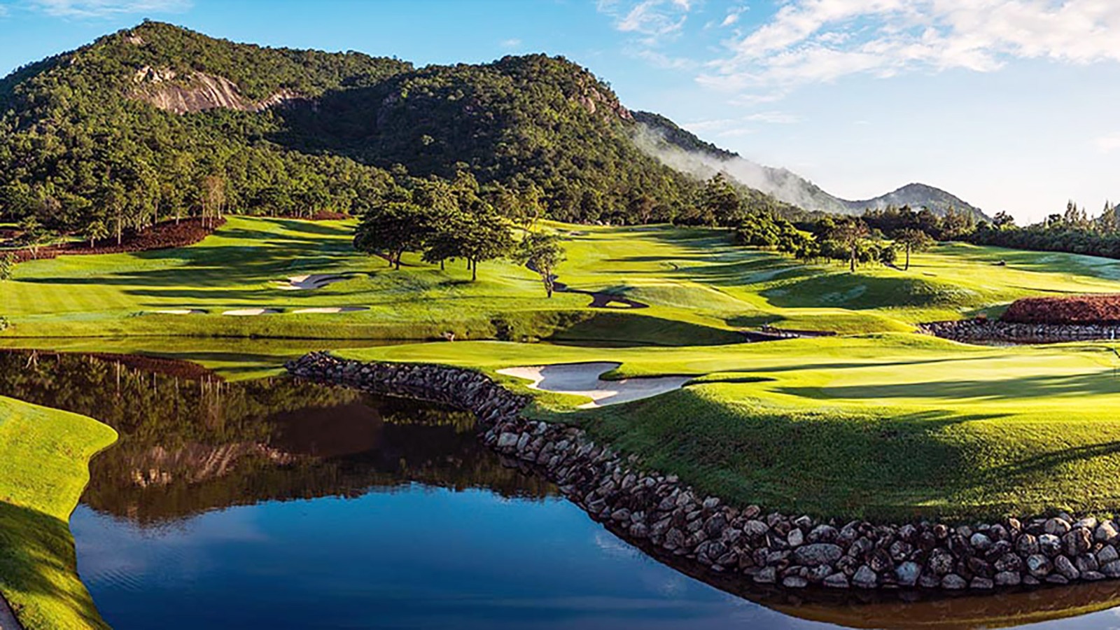 Nouveau parcours de golf exclusif avec vue panoramique