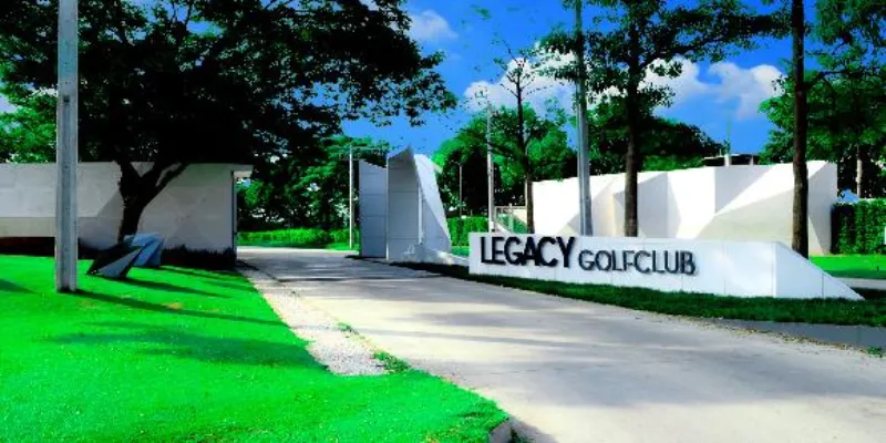 Legacy Golf Club Bangkok - Nicklaus waste bunkers