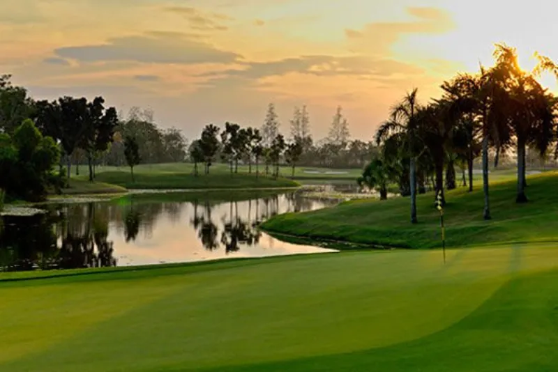 Lotus Valley Golf Resort Chachoengsao