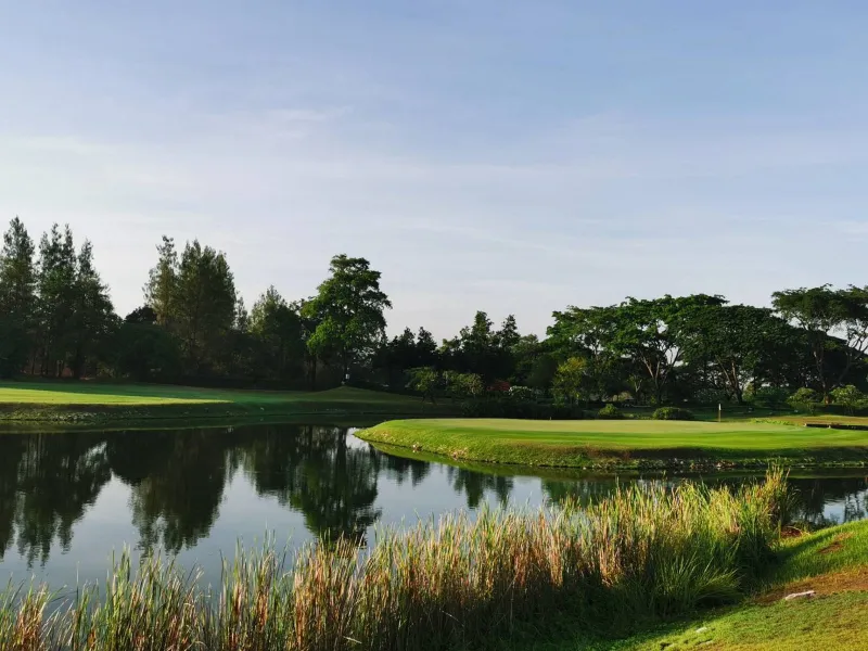 Springfield Royal Country Club - Signature hole