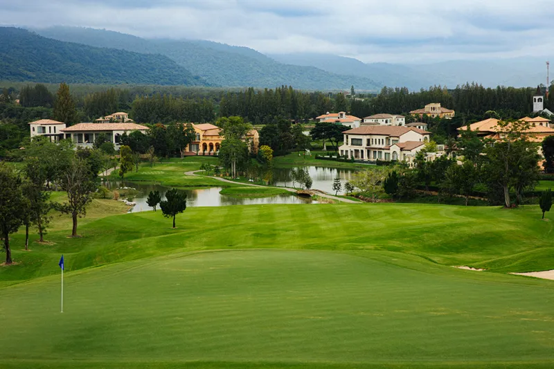 Toscana Valley Golf Club - Tuscan village Khao Yai
