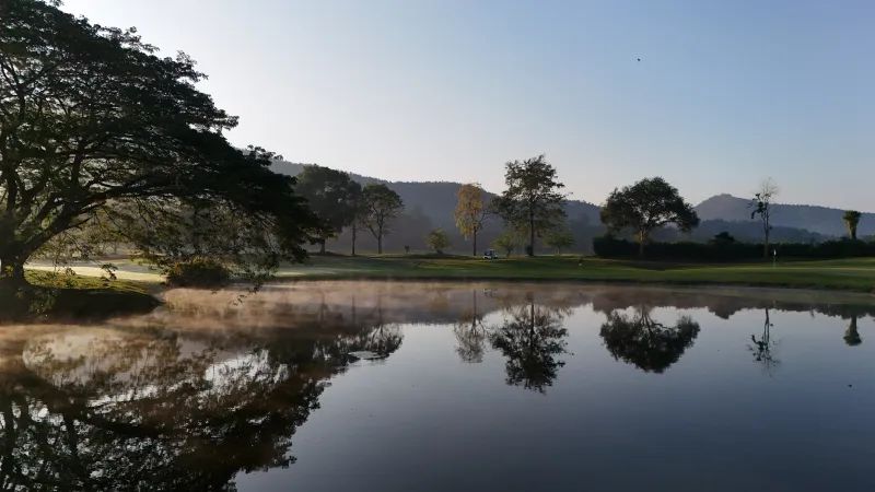 Alpine Golf Resort Chiang Mai - Clubhouse and practice facilities
