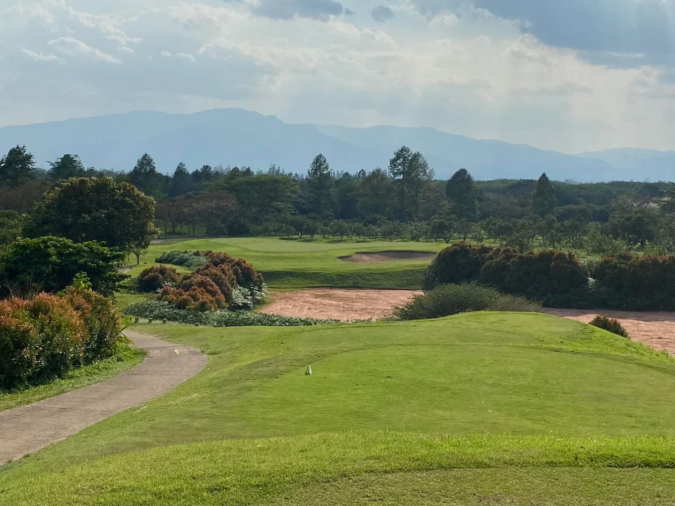 Mae Jo Golf Resort & Spa - Bucolic charm in the heart of the orchards