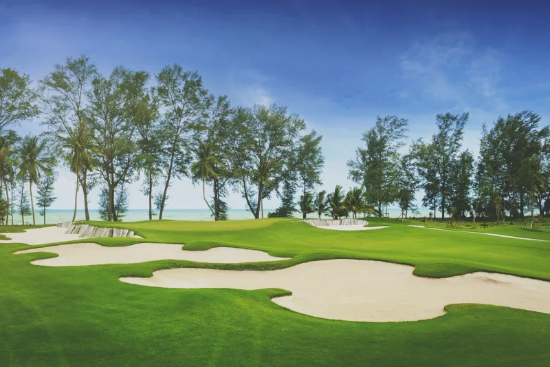 Aquella Golf Club - Plage privée et fairways