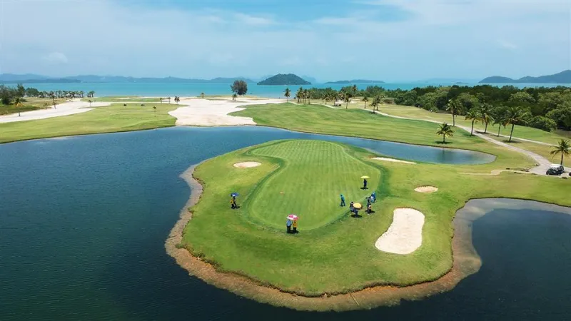 Mission Hills Phuket - Mangroves et fairways