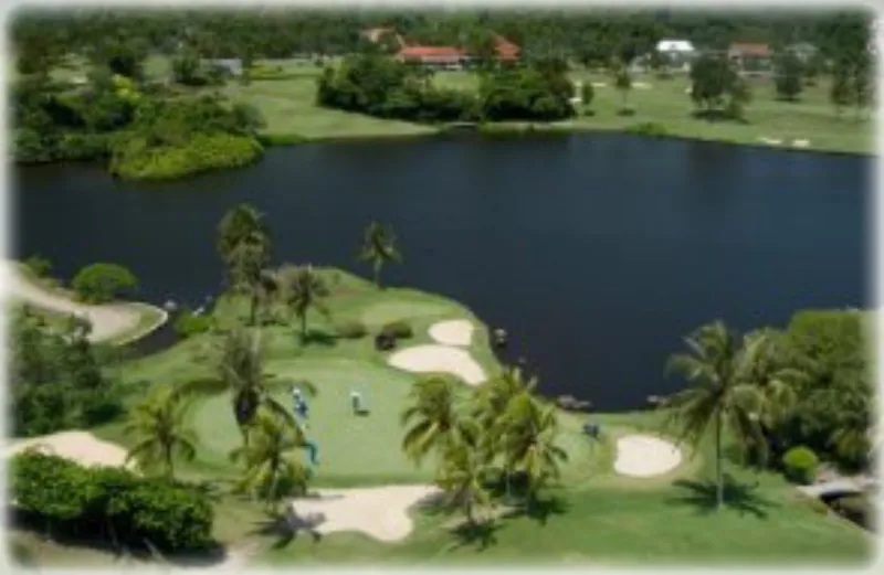 Phuket Country Club - 27 trous entre forêts tropicales